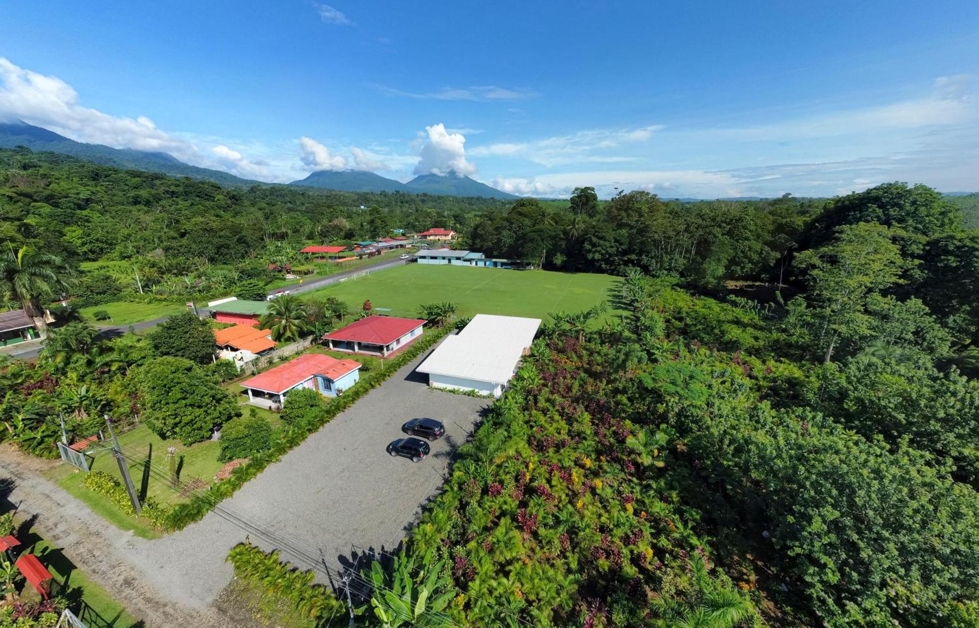 Toucan Home La Fortuna Exterior photo